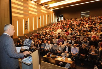 A Step Toward the Future with an Inspiring Talk by Kıvanç Tekstil A Step Toward the Future with an Inspiring Talk by Kıvanç Tekstil